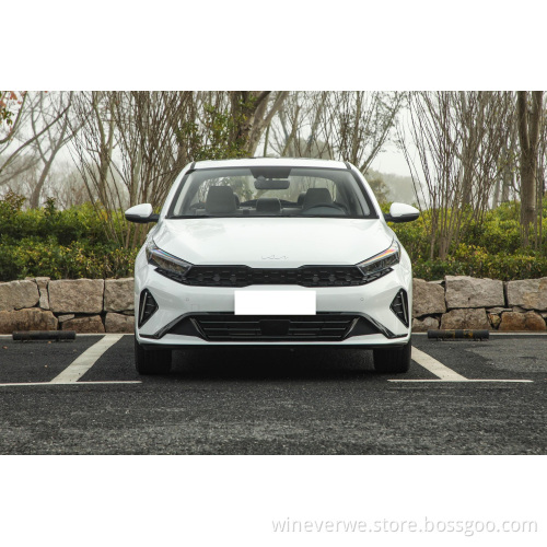 2023 1.5L IVT LINE KIA K3 Warna Putih Digunakan Kereta Kiri Pemandu Tangan Kereta Petrol 4 Pintu 5 Kerusi